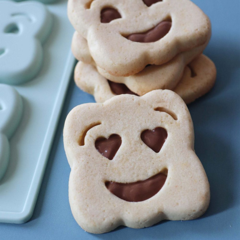 Moule en silicone pour "drôles de biscuits" - 8 empreintes
