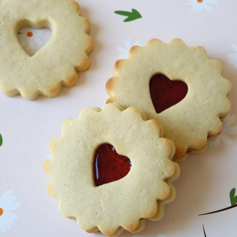 Emporte-pièces inox pour biscuits Linzer x4