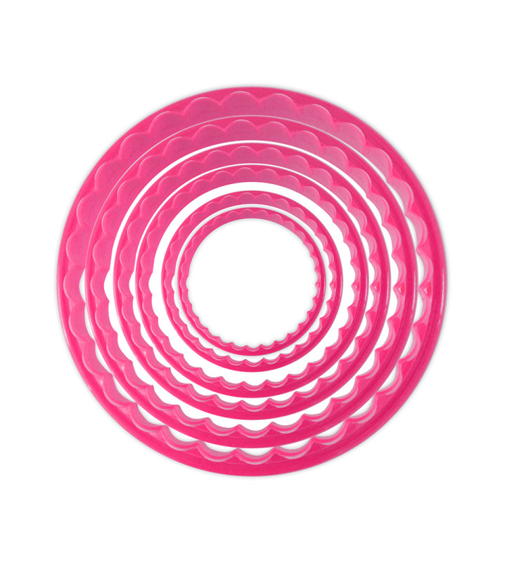 6 emporte-pièces ronds, lisses ou cannelés