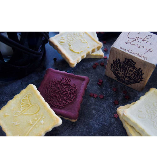 Set of 5 sugarpaste wizard decorations 5 x 80g - product image 2 - ScrapCooking