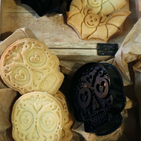 Set de 2 découpoirs éjecteurs pour Halloween biscuits décoration - ScrapCooking