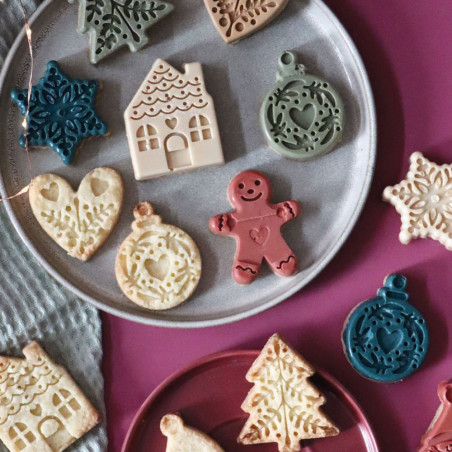 Silicone mould for Christmas biscuits - product image 4 - ScrapCooking