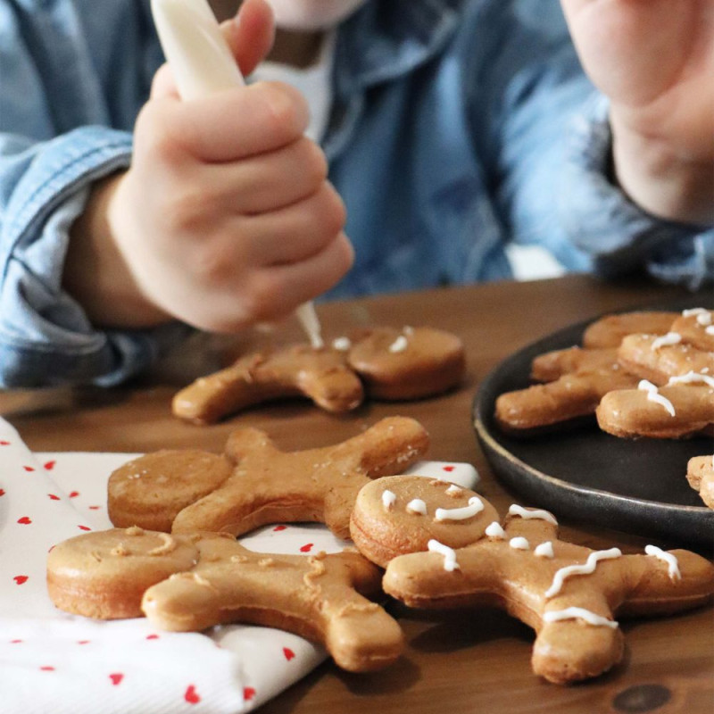 La fabrique à Ginger - mini bonhomme pain d'épices - ScrapCooking