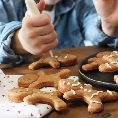 La fabrique à Ginger - mini bonhomme pain d'épices - ScrapCooking