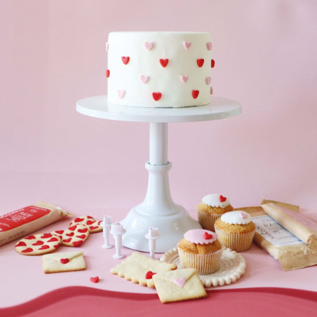 Gâteau décoré de coeurs rouges et roses ScrapCooking®