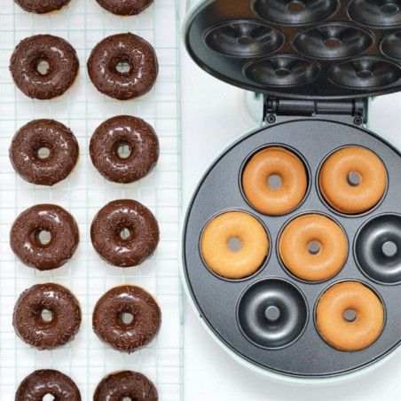 Mini doughnuts made with Mini donut factory machine