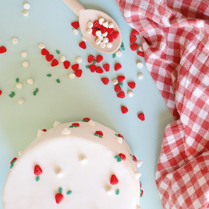 Sweet decoration mix for strawberry meringue pie| ScrapCooking®