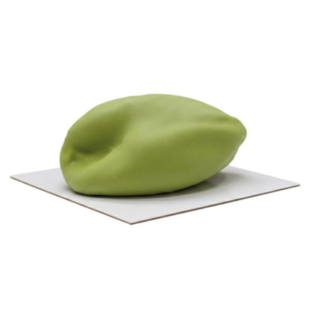 Pistachio illusion cake