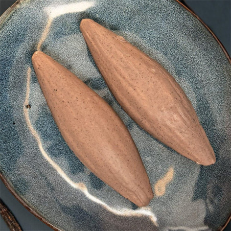 Realistic vanilla pod illusion cake