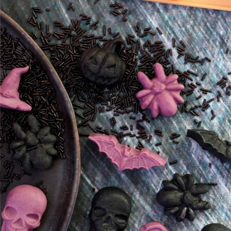 Ambiance bonbons  violets Halloween  - ScrapCooking