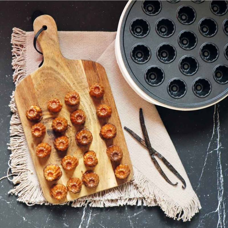 Ambiance cannelés et appareil mini Cannelés Factory - ScrapCooking