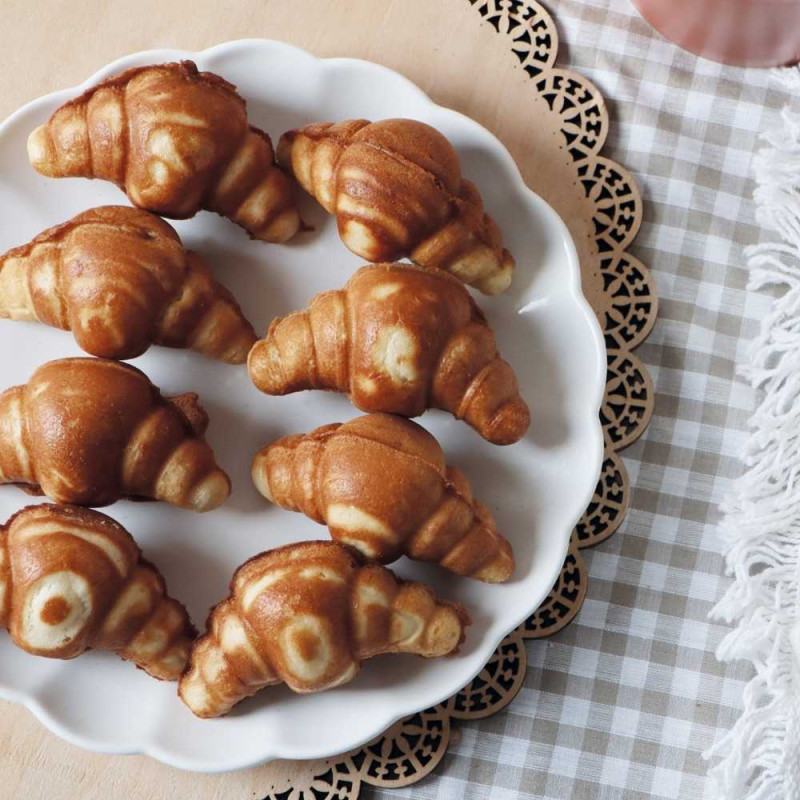 A simple meal with mini croissants - ScrapCooking