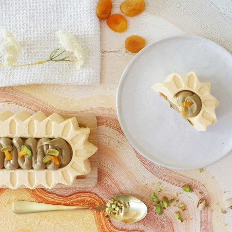 Photo ambiance entremets abricot pistache marquise - ScrapCoooking