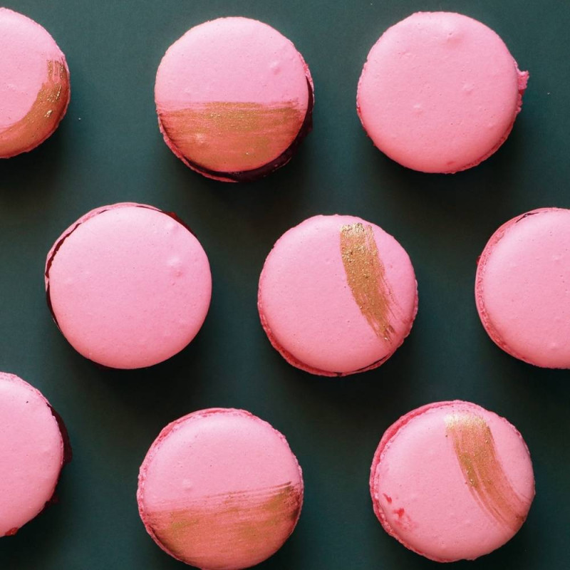A festive macaron theme with raspberry flavouring – ScrapCooking®