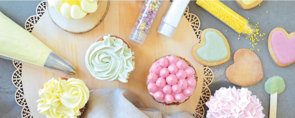 colorants alimentaires avec douilles à pâtisserie