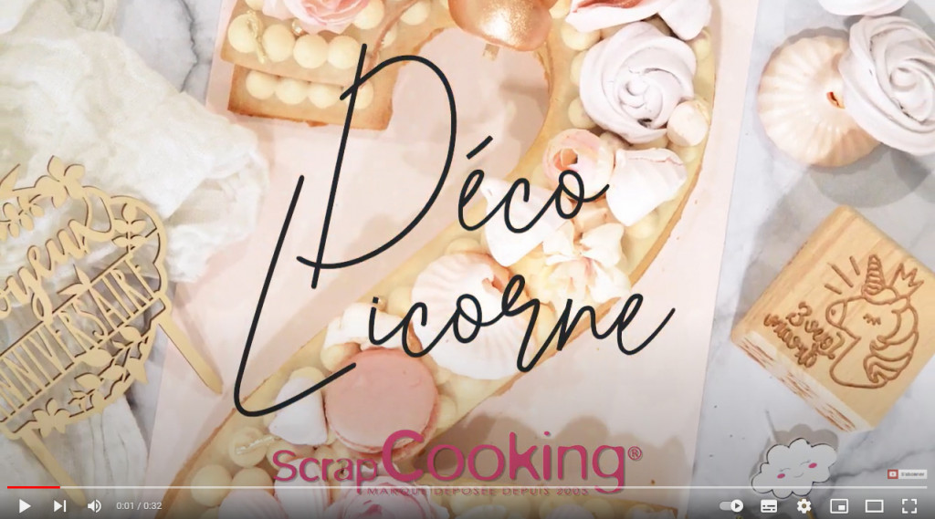 Déco gâteau licorne en pâte à sucre