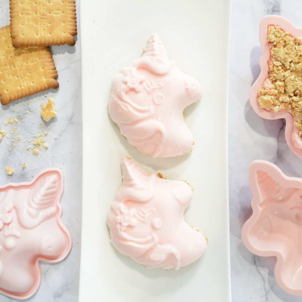 Cheesecakes individuels glacés à la fraise